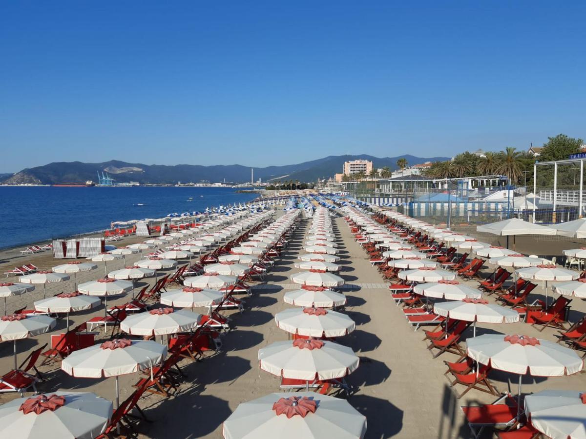 La Casa Del Mare Lejlighed Savona Eksteriør billede