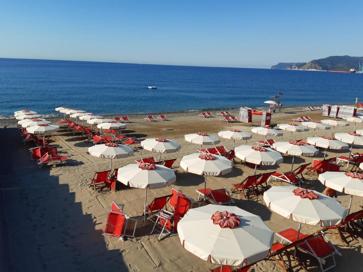 La Casa Del Mare Lejlighed Savona Eksteriør billede